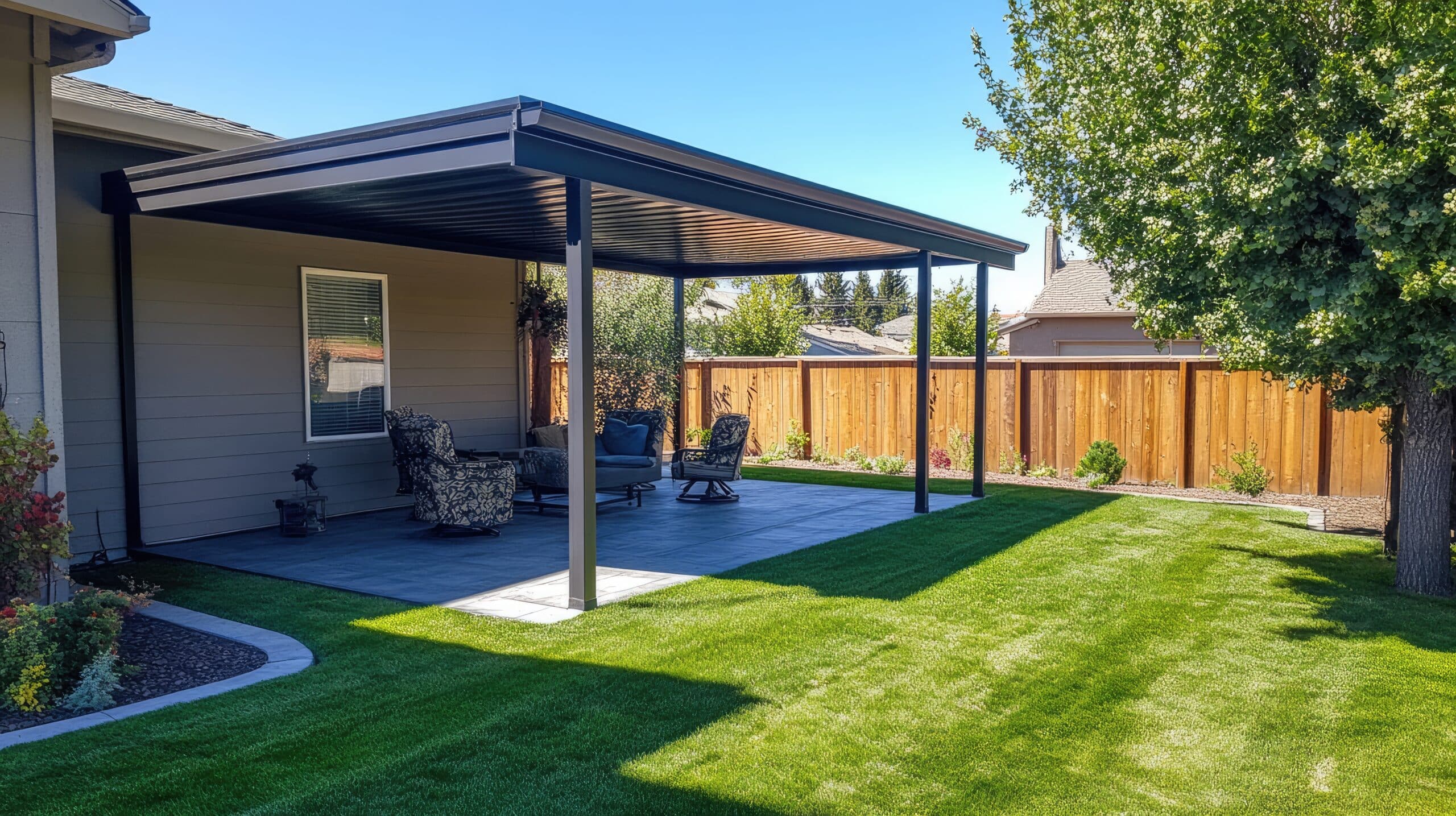 Copeaux de Bois Flottants sur Fond Noir